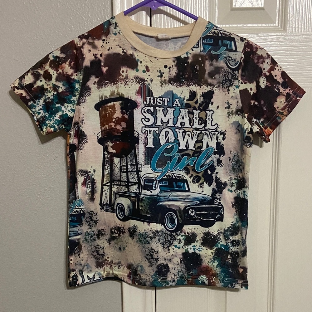 Just a Small Town Girl Graphic Tee - Teal & Brown